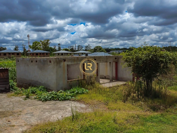 Commercial & Industrial Land