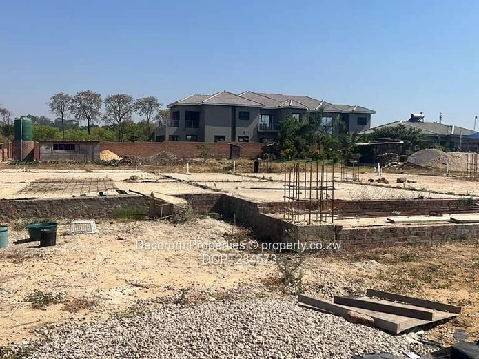 Prime 2800 m² Residential Stand for Sale in Arlington Estate.