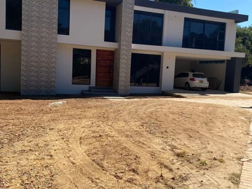 4 Bedroom Townhouse Complex