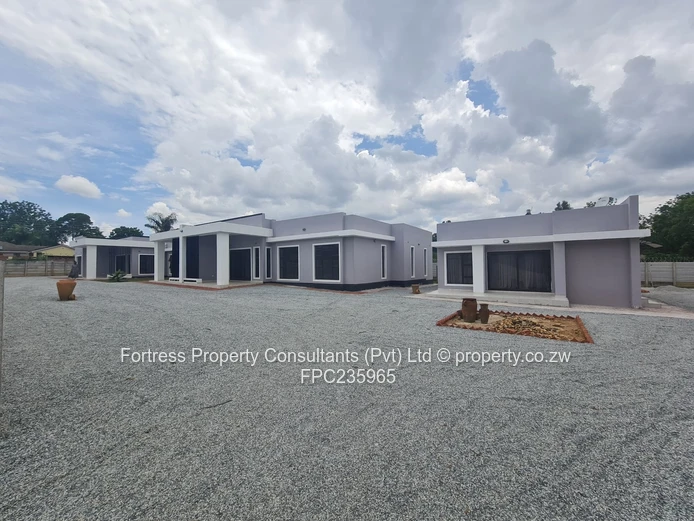 Modern 3-Bedroom, 2-Bath Home for Rent – Immediate Occupation