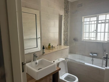 2 Bedroom Garden Flat