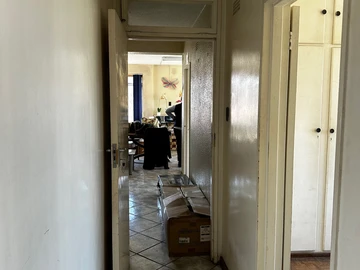 3 Bedroom Flat & Apartment