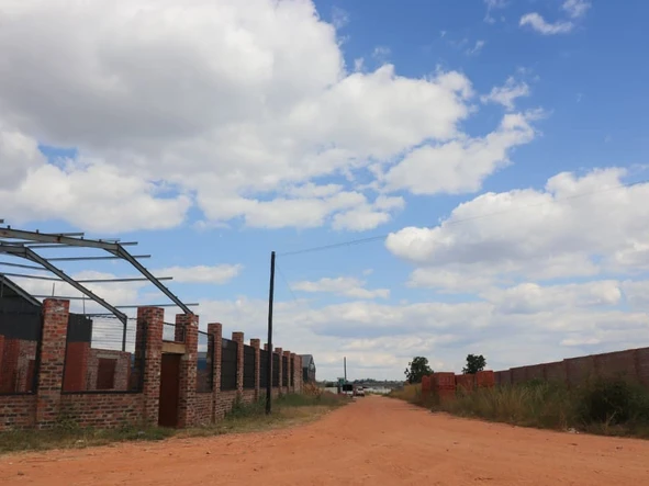 Commercial & Industrial Land