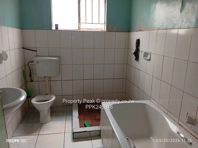 3-Bed House Manyame Park For Sale