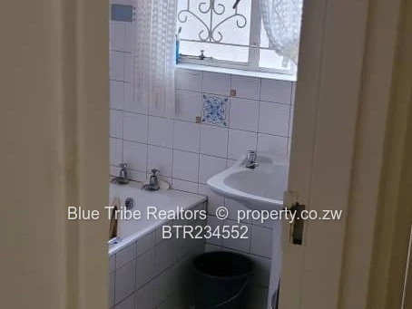 House to rent in Strathaven