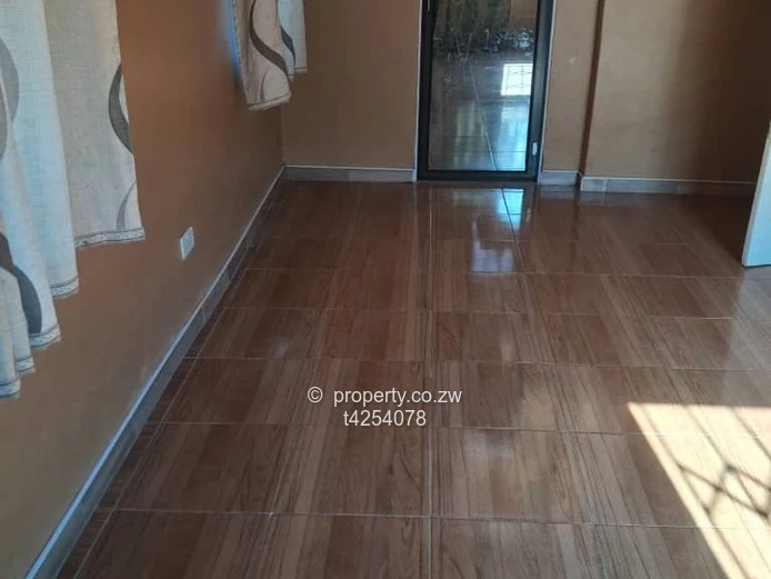 Madokero Estate house to rent 