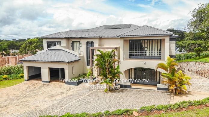 Double Storey Home In Brooke View