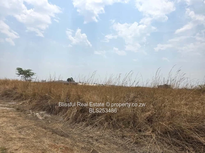 2000sqm stand for sale in pomona Estate Harare