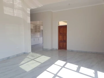 3 Bedroom Flat & Apartment