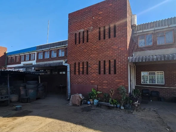 Warehouse & Factory
