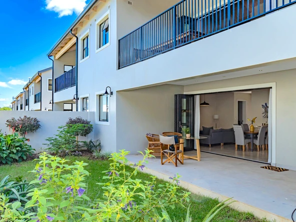 3 Bedroom Flat & Apartment