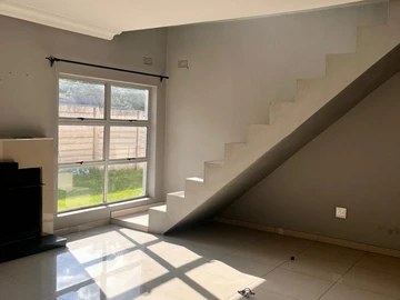 3 Bedroom Flat & Apartment