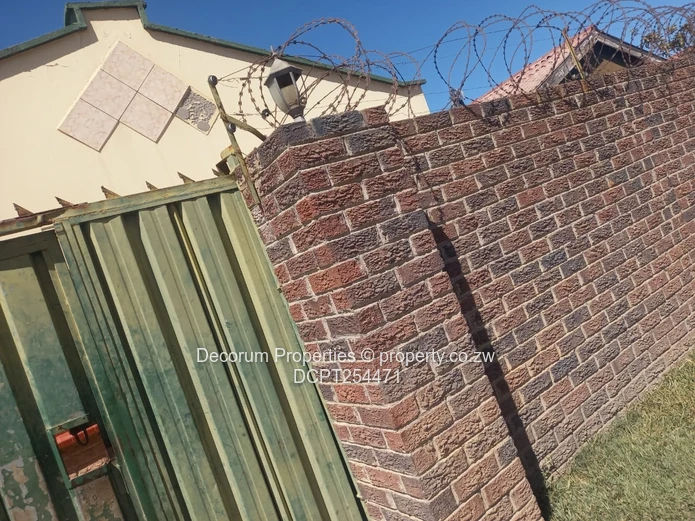 Tafara 4-Bed Home - Secure Walled Property, Paved Yard (Sole Mandate)