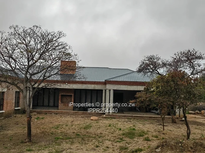 Your Dream Home Awaits - Spacious Luxury Living on a Grand Scale