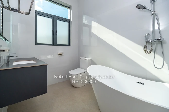 4 bed cluster home in Mount Pleasant