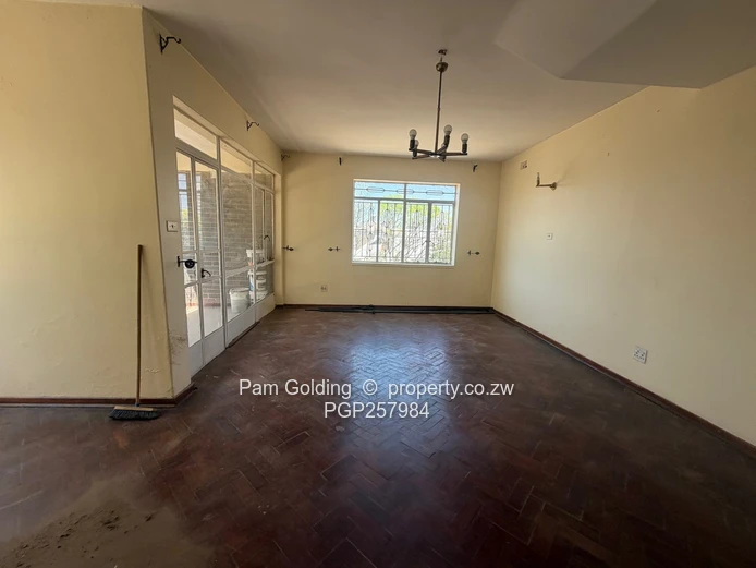 Flat for Sale – Jason Moyo and 2nd Avenue