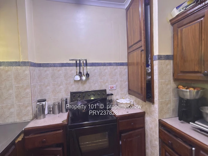 Avenues 2-Bedroom Flat for Rent – Secure & Central Location”