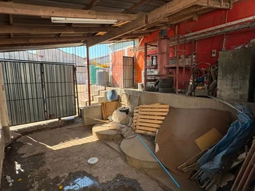 Warehouse & Factory