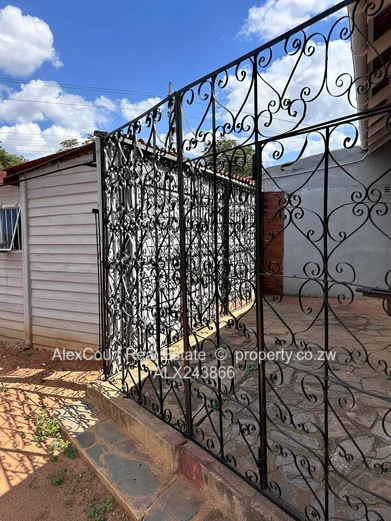 Spacious Home In Prospect, Waterfalls For Rent (Sole Mandate)