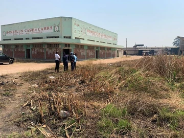 Zengeza 4 Pagomba Retail shop for sale