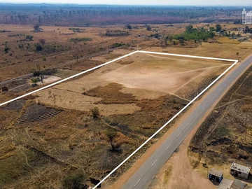 Commercial & Industrial Land