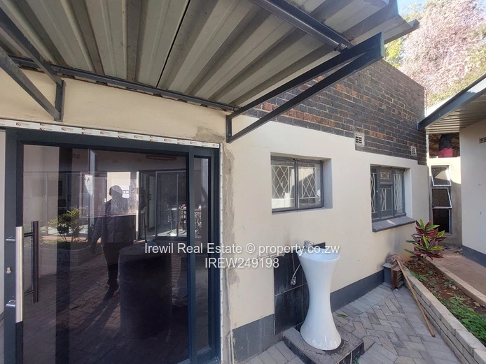 Mount Pleasant- Office To Let (Sole Mandate)