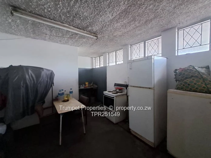 Willowvale Warehouse , near Tobacco Sales Floor For Sale