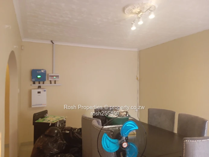 **3-Bedroom Garden Flat for Sale in Greendale North! **