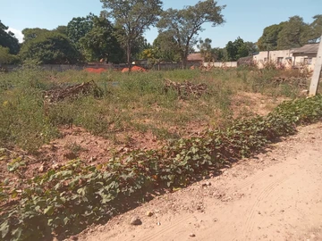 Stand for sale in waterfalls parktown harare
