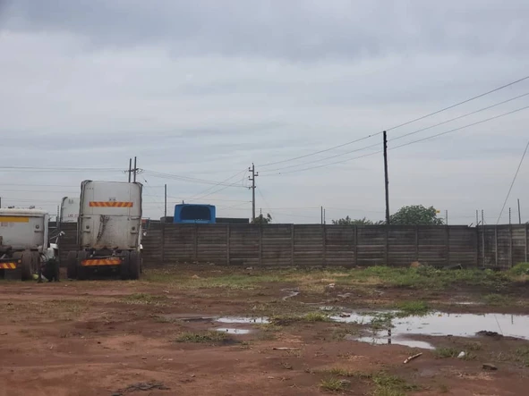 Commercial & Industrial Land