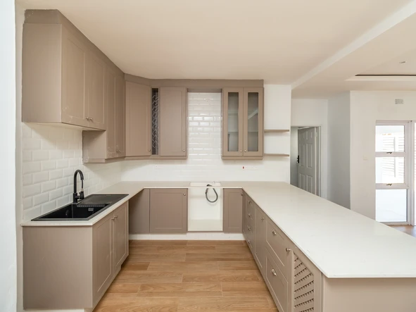 3 Bedroom Garden Flat
