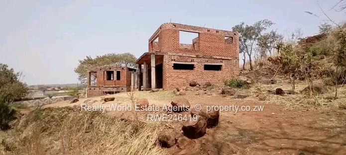 Charlotte Brooke – Incomplete 6 Bedroom House for Sale