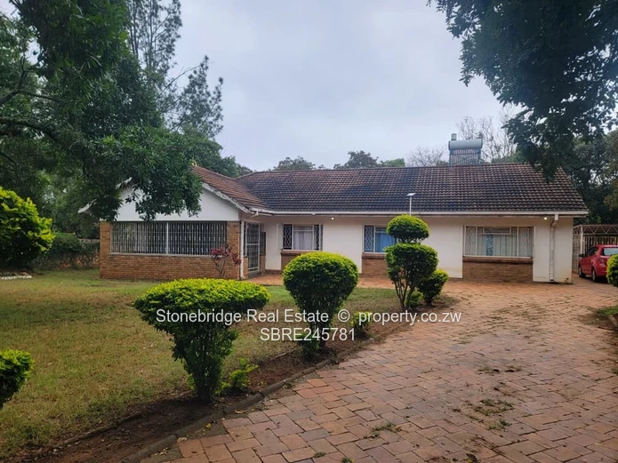 4 Bedroomed House in Fortunes gate for sale