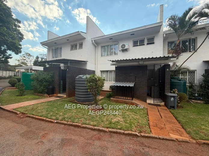2 bed flat for sale  Avondale 
