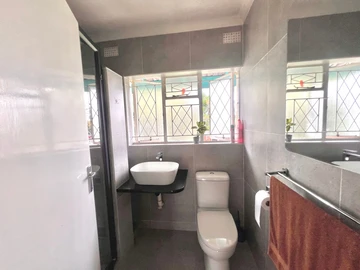 2 Bedroom Garden Flat