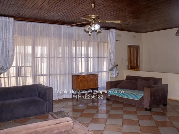 Norton Knowe, Mashonaland West 