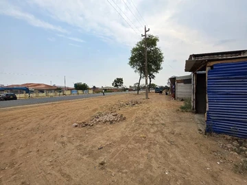 Commercial & Industrial Land