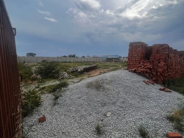 Commercial & Industrial Land