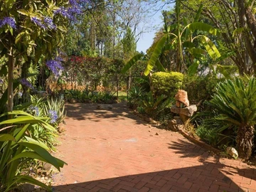2 Bedroom Garden Flat