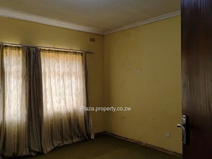 6 bedroom house for rent in Borrowdale