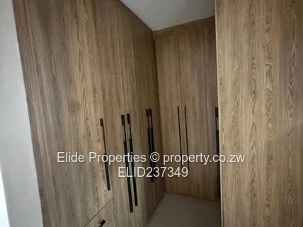 Helensvale House for rental (Sole Mandate)