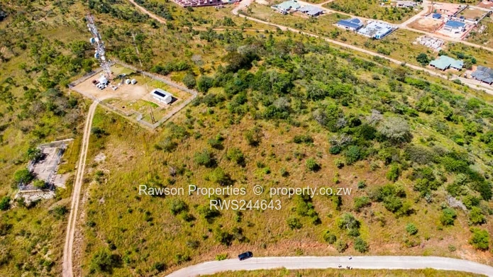 Clipsham 16,000 m² Hilltop Commercial/Residential Site