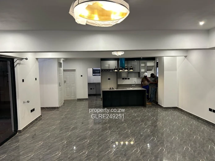 Stylish 3-Bed Borrowdale Flat with Balcony & Borehole