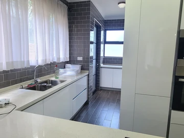 3 Bedroom Garden Flat