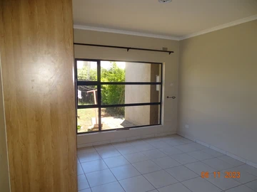 3 Bedroom Garden Flat