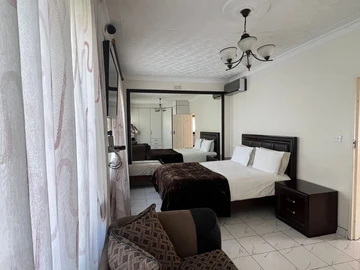 2 Bedroom Cottage