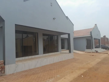 2 Bedroom Garden Flat