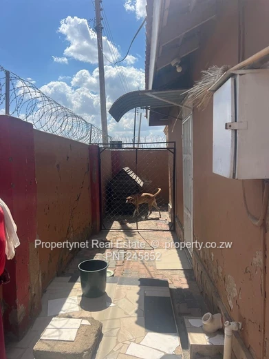 Solid neat family home!!!