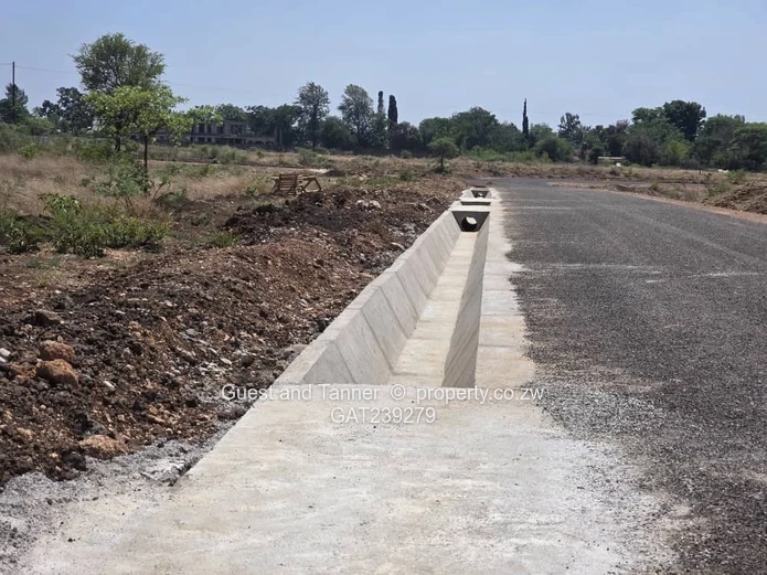 Harare North Alpes Creek Residential Stands Ready for Title – Tarred Roads, Water & Sewer On-Site