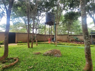 9 Bedroom House